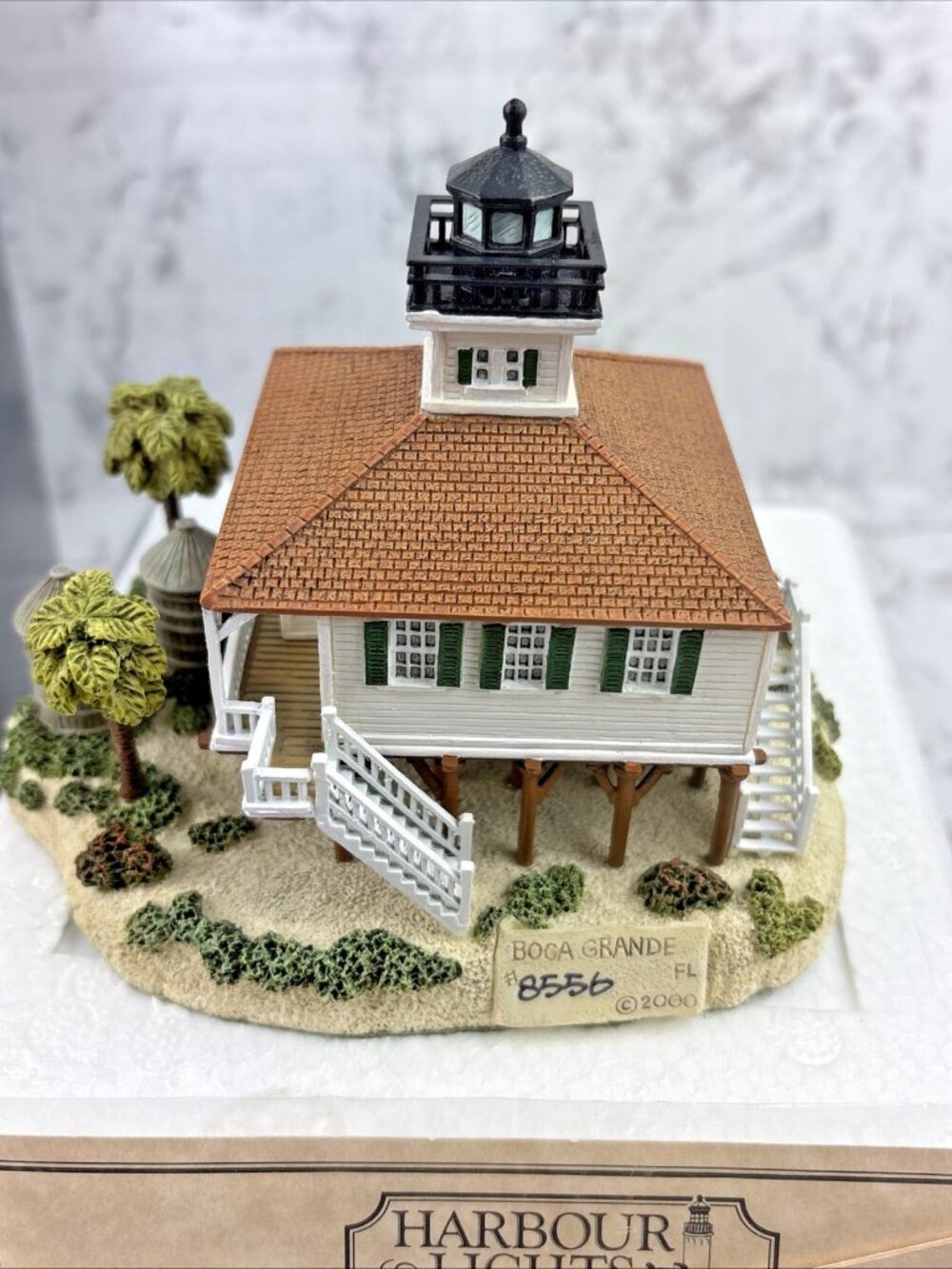 *2000 Harbour Lights Society Exclusive Boca Grande Florida #531 8556 Figurine